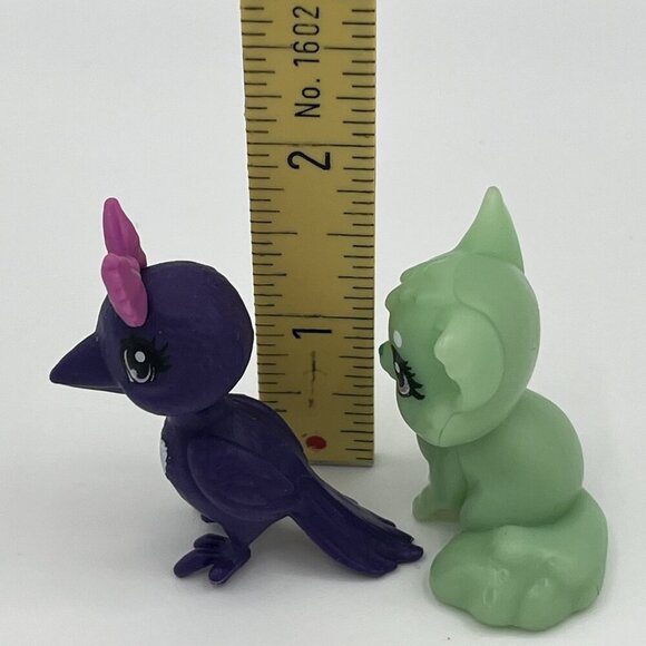 Monster High Coffin Bean Green Cat And Purple Raven - Picture 4 of 6